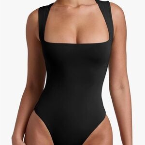 BLACK BODYSUIT